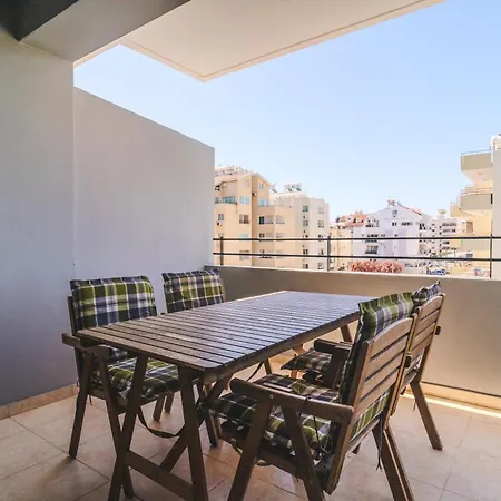 Athina Mackenzie 2 Bedroom Flat Apartment *